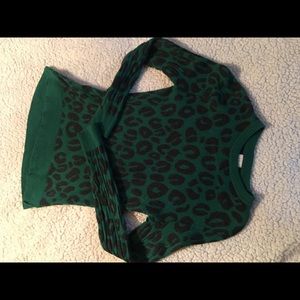 Super cute A New Day leopard sweater!